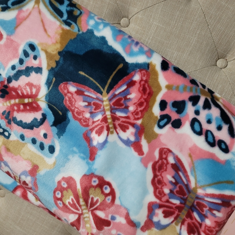 50x70 Butterfly Everyday Throw Blanket Whimsical Cozy Warm Abstract